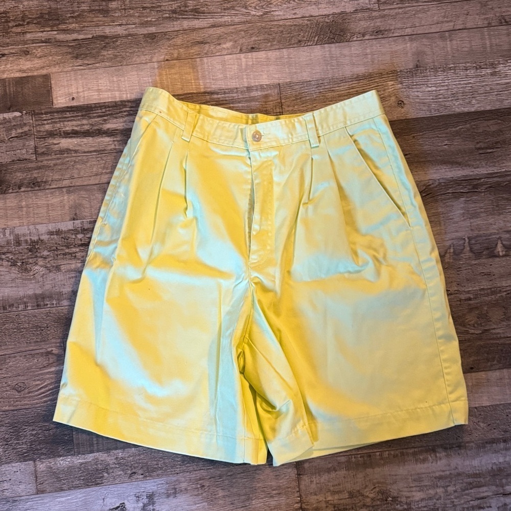 Liz Claiborne Light Yellow High Waist Shorts / DG118